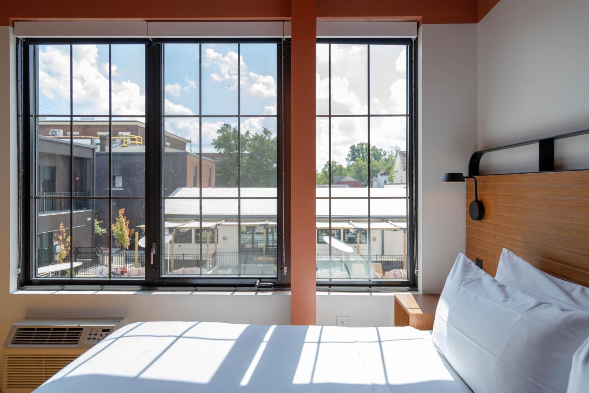 The Myriad Hotel Louisville Exterior photo